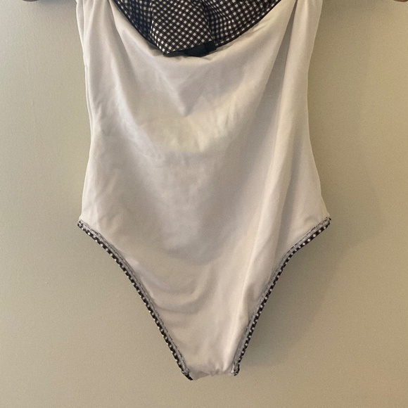 🌼 Strapless * Ruffled * Gingham SUIT 🔥 - Picture 7 of 10